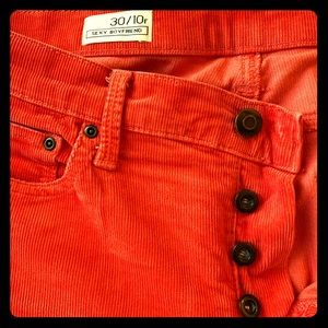 Tomato red Gap button fly cords barely worn